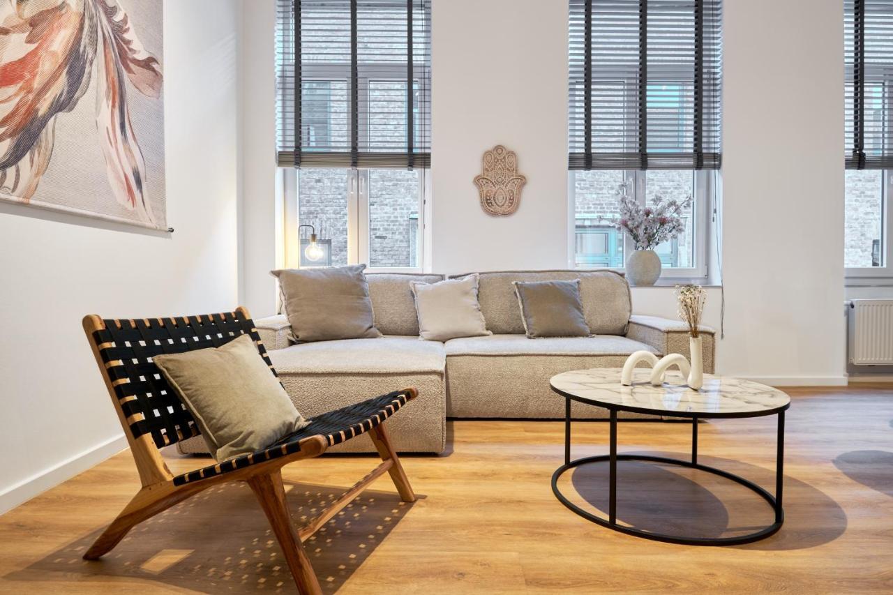 Park Avenue Apartments - Dom Mit Stil - Kueche - Parkplatz - Wlan - 65 Zoll Tv - Netflix ケルン エクステリア 写真