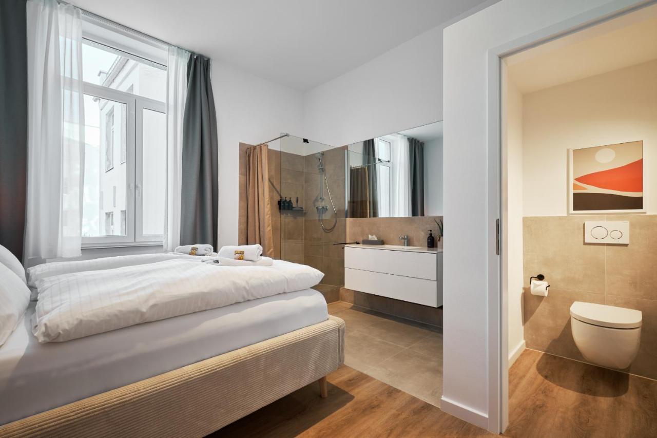Park Avenue Apartments - Dom Mit Stil - Kueche - Parkplatz - Wlan - 65 Zoll Tv - Netflix ケルン エクステリア 写真