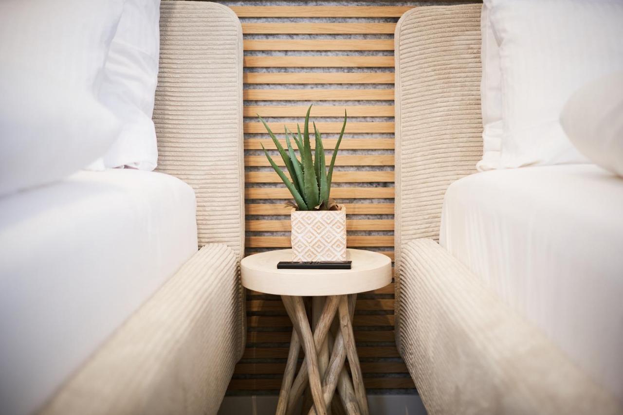 Park Avenue Apartments - Dom Mit Stil - Kueche - Parkplatz - Wlan - 65 Zoll Tv - Netflix ケルン エクステリア 写真
