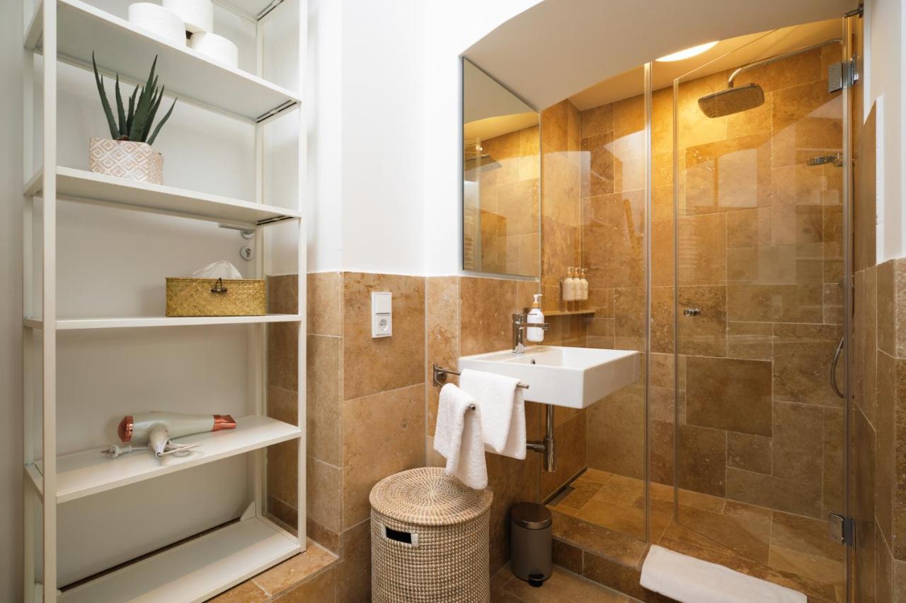 Park Avenue Apartments - Dom Mit Stil - Kueche - Parkplatz - Wlan - 65 Zoll Tv - Netflix ケルン エクステリア 写真