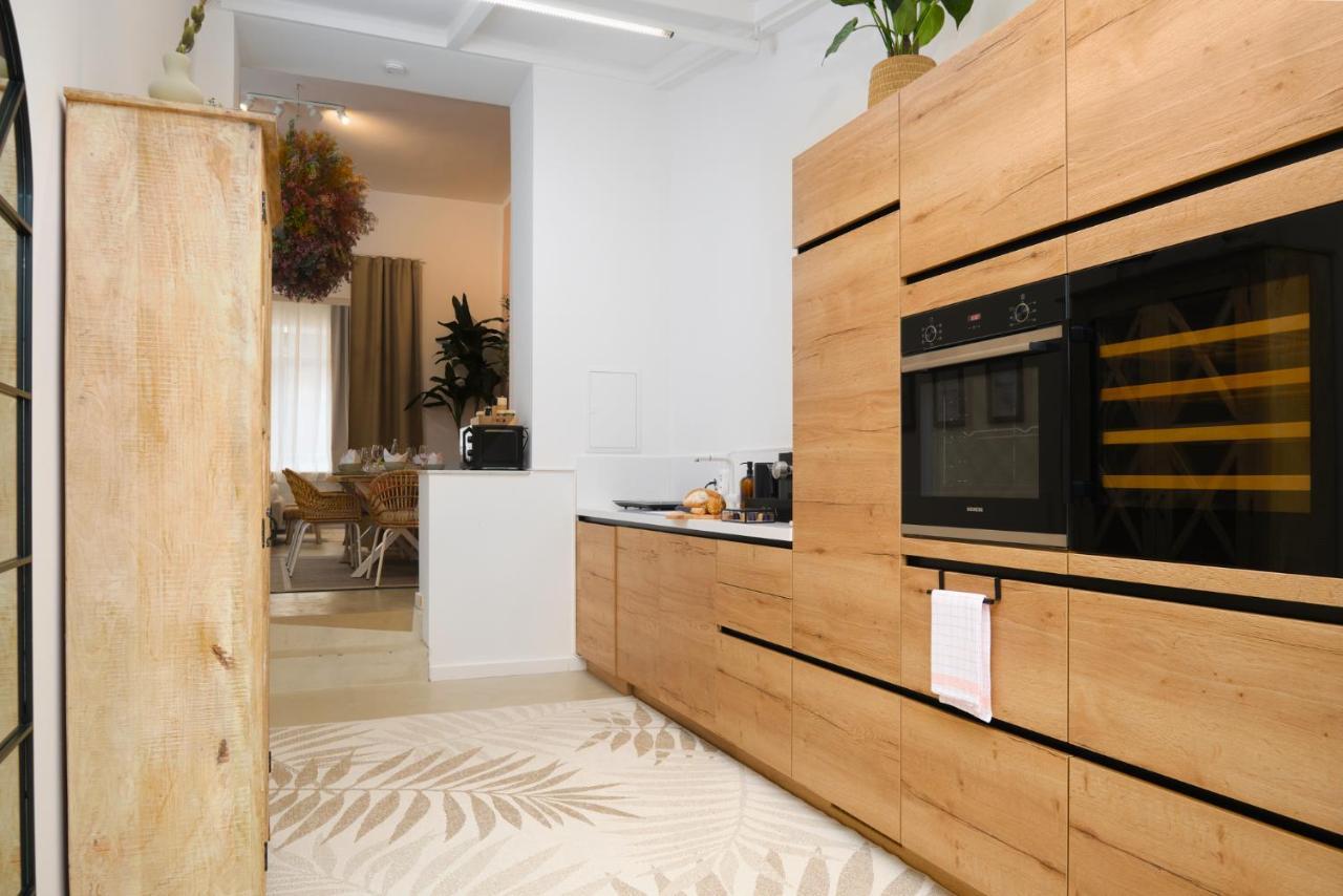 Park Avenue Apartments - Dom Mit Stil - Kueche - Parkplatz - Wlan - 65 Zoll Tv - Netflix ケルン エクステリア 写真