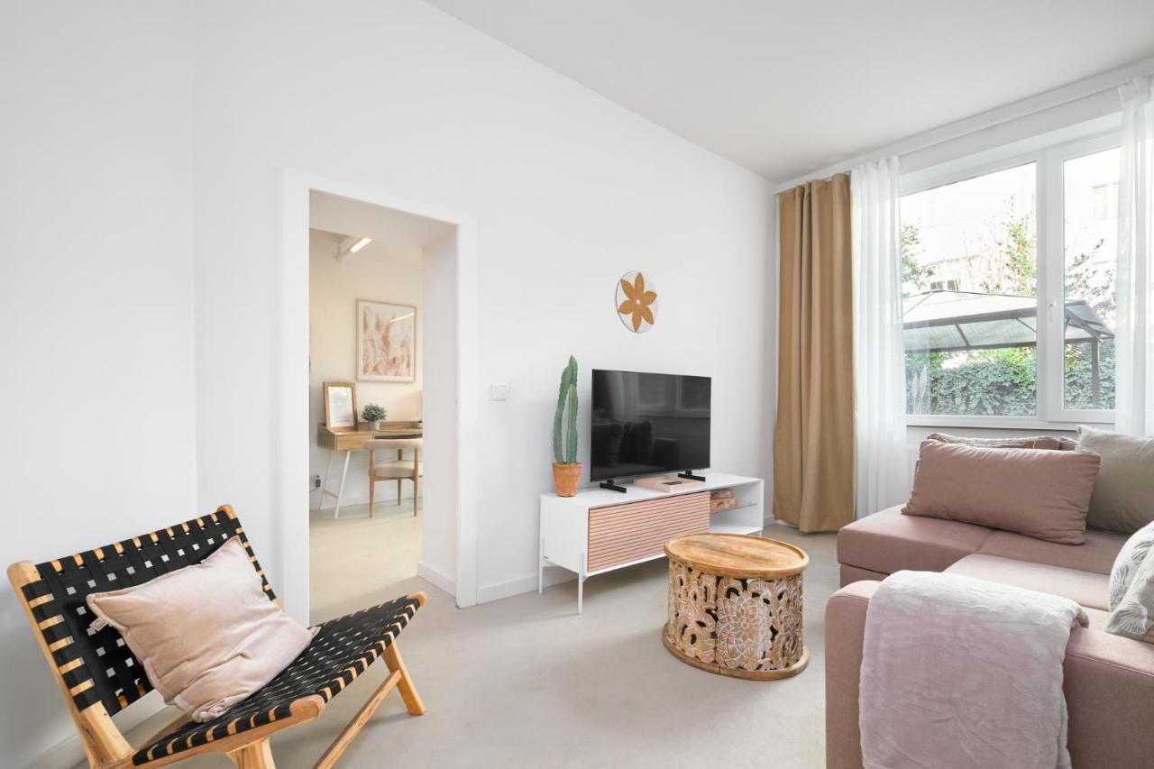 Park Avenue Apartments - Dom Mit Stil - Kueche - Parkplatz - Wlan - 65 Zoll Tv - Netflix ケルン エクステリア 写真