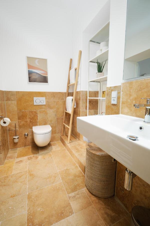 Park Avenue Apartments - Dom Mit Stil - Kueche - Parkplatz - Wlan - 65 Zoll Tv - Netflix ケルン エクステリア 写真